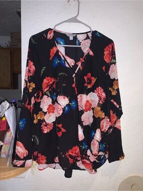 Floral V-Neck Long-Sleeve Blouse in Black with Pink & Red Flowers